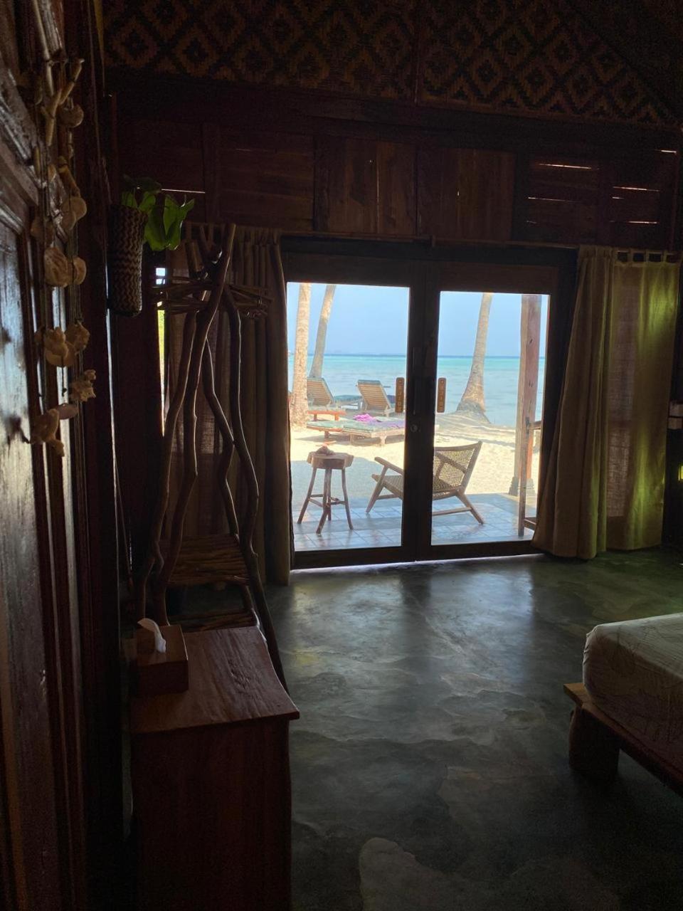 Eco Casa Ξενοδοχείο Karimunjawa Εξωτερικό φωτογραφία